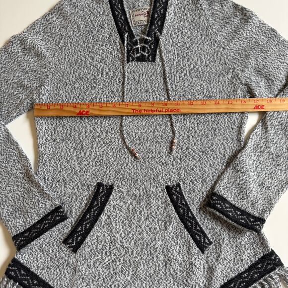 Alpaca Imports Boho Gray Handmade in Peru Knit Sweater Hoodie Small Fringe EUC - Picture 9 of 12